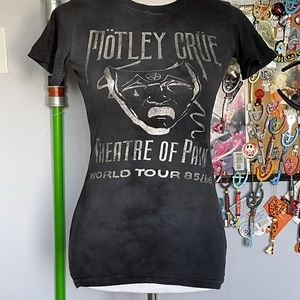 Vintage Motley Crue T-shirt SO SOFT